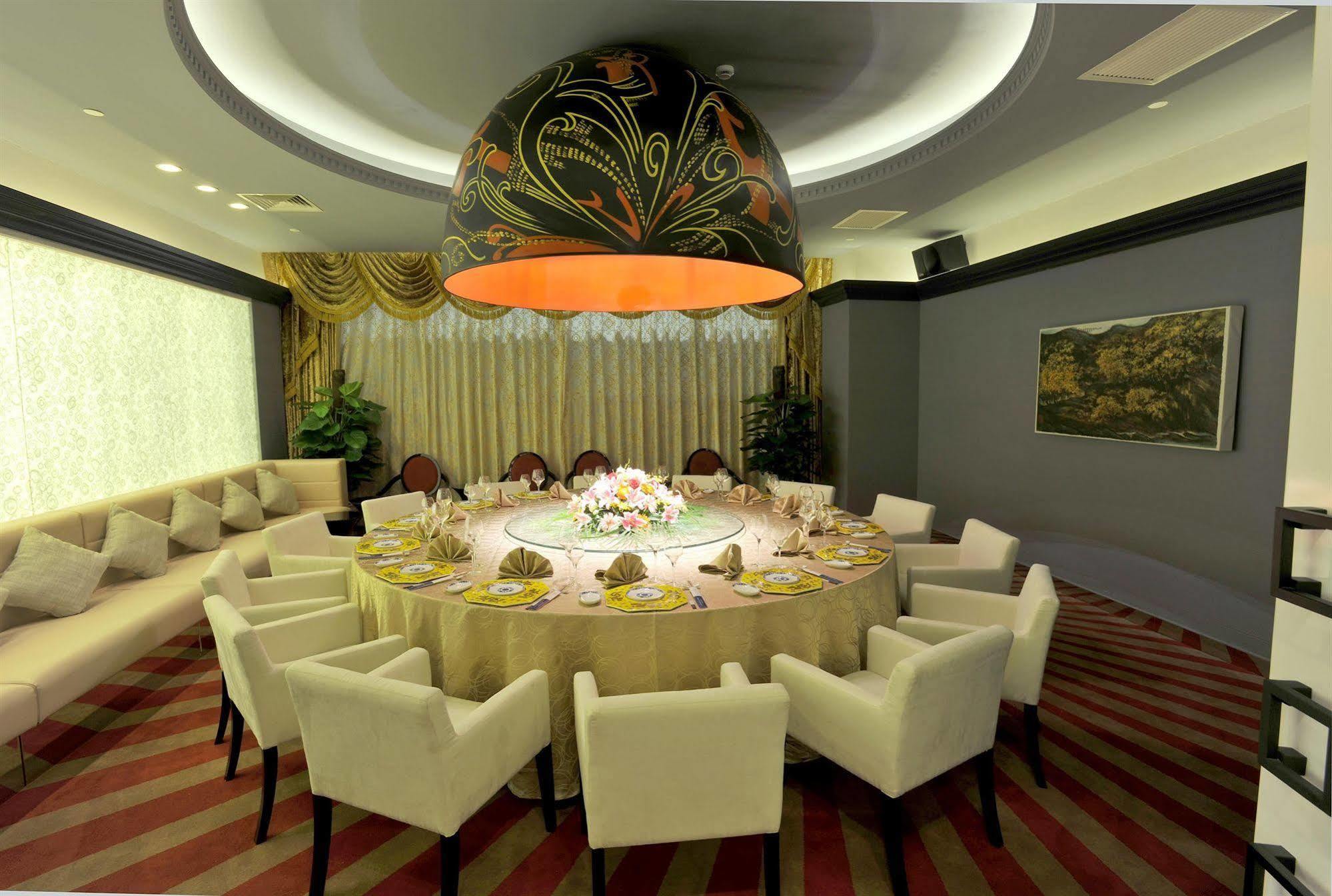 Tianping Hotel Shanghai Bagian luar foto