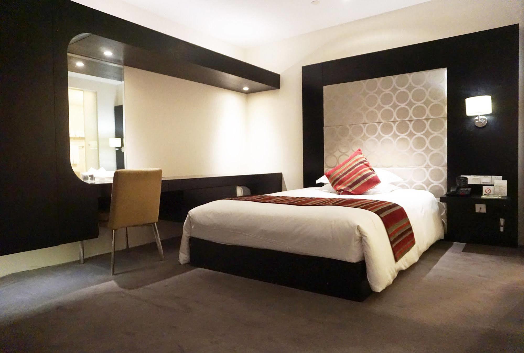 Tianping Hotel Shanghai Bagian luar foto